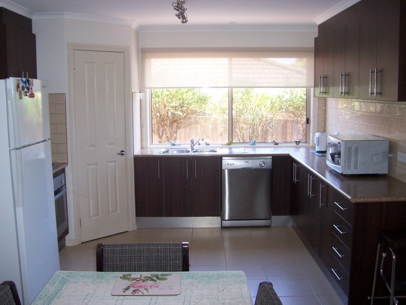 1/27 Roch Court, Ballan VIC 3342