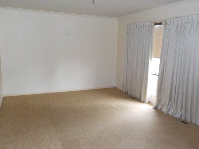 33 Edols Street, Ballan VIC 3342