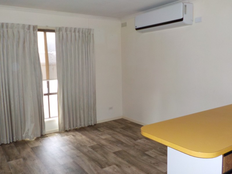 33 Edols Street, Ballan VIC 3342