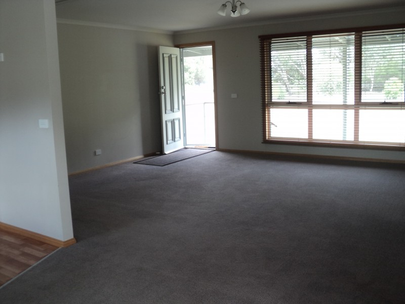 5498 Geelong- Ballan Road, Ballan VIC 3342