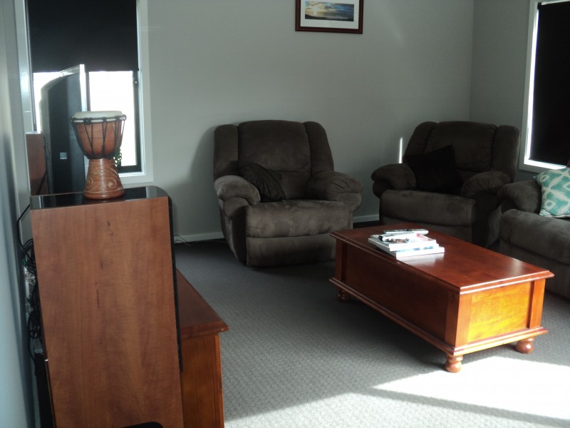 9 McMahon Drive, Ballan VIC 3342