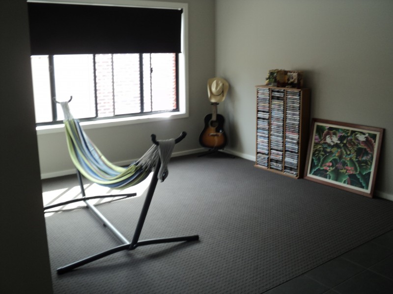 9 McMahon Drive, Ballan VIC 3342