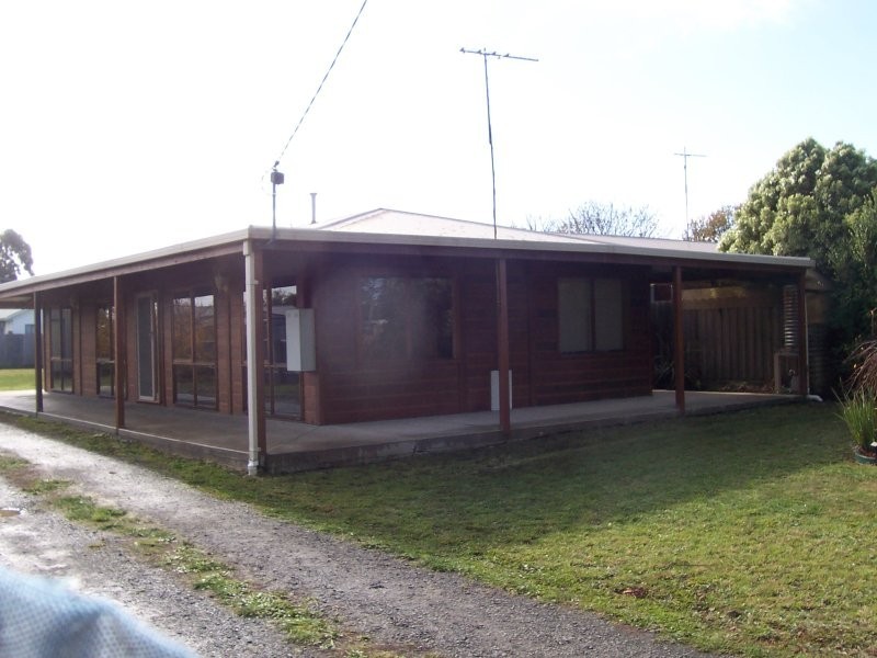 108 Edols Street, Ballan VIC 3342