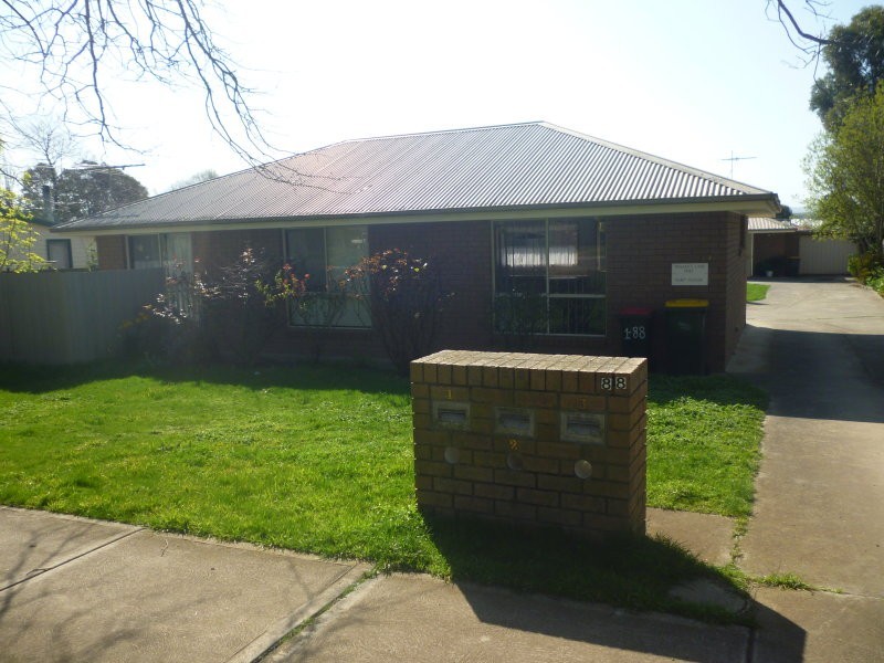 1/88 Atkinson Street, Ballan VIC 3342