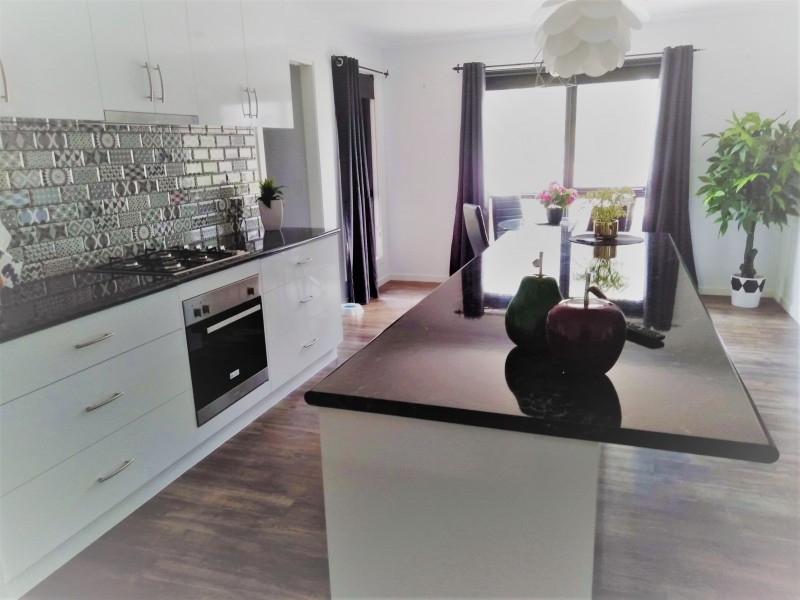 50 Urquhart Street, Gordon VIC 3345