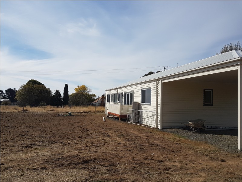 16 Mostyn Street, Glenlyon VIC 3461