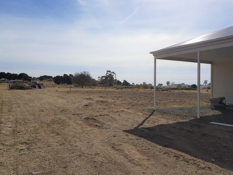 16 Mostyn Street, Glenlyon VIC 3461