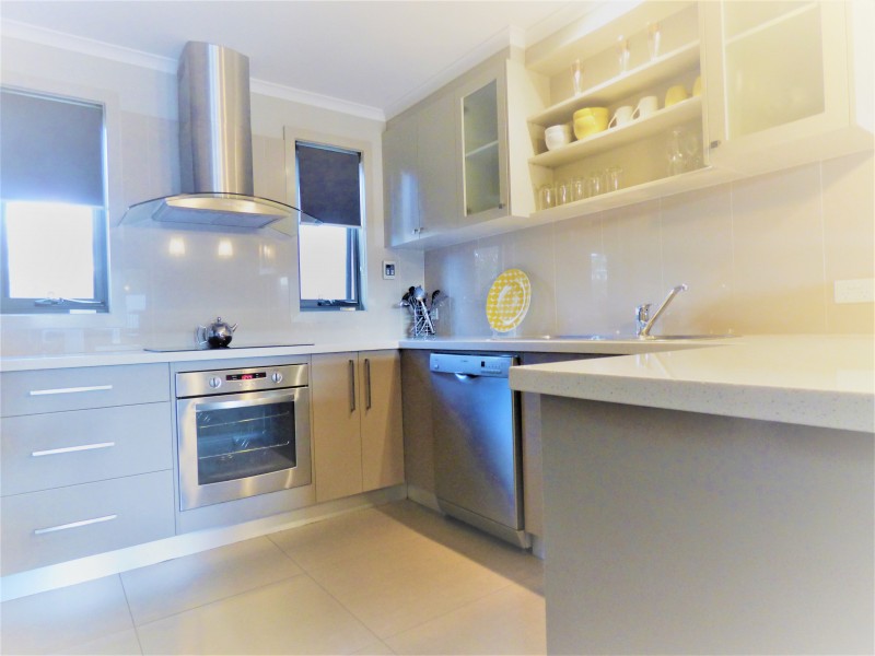 27 Gracefield Drive, Brown Hill VIC 3350