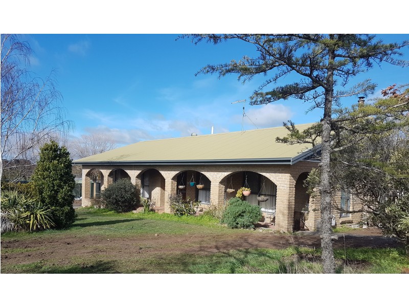 1 Crook Court, Ballan VIC 3342