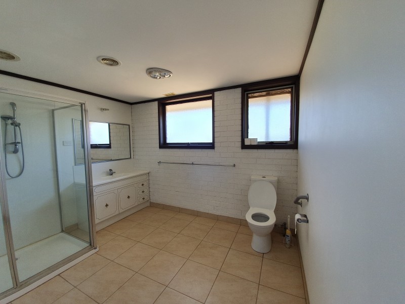 1 Crook Court, Ballan VIC 3342