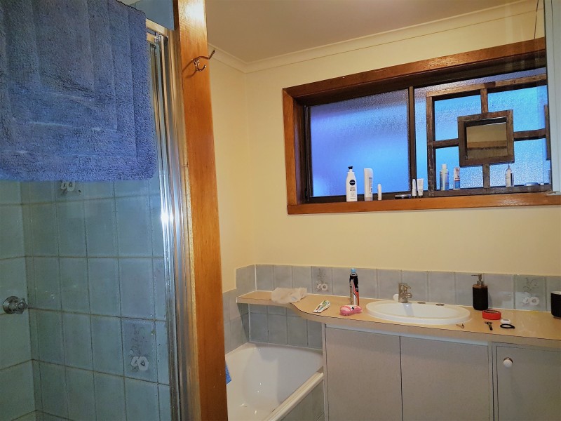 13 Atkinson Street, Ballan VIC 3342