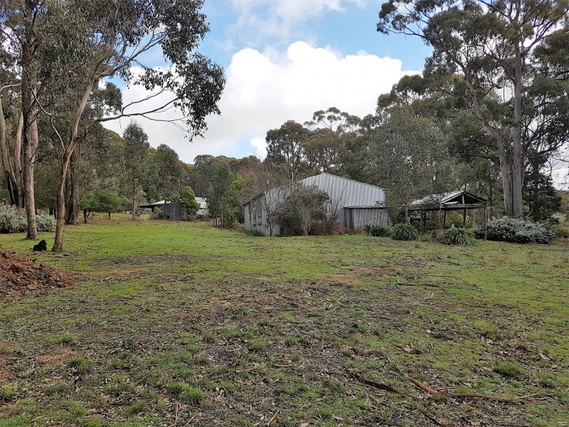 88 Foxes Lane, Gordon VIC 3345