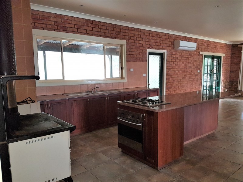 88 Foxes Lane, Gordon VIC 3345