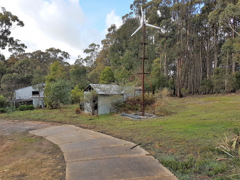 88 Foxes Lane, Gordon VIC 3345