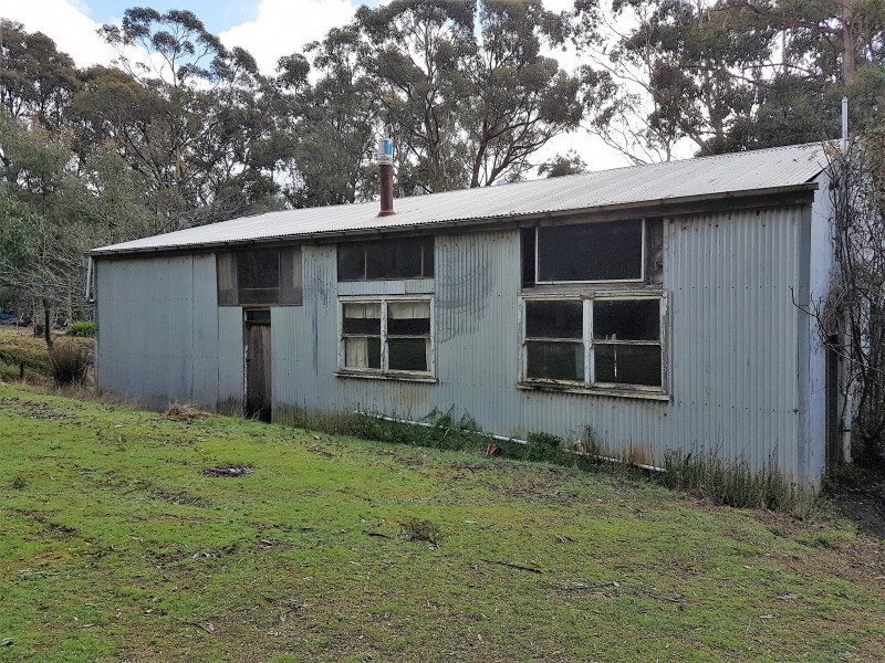 88 Foxes Lane, Gordon VIC 3345