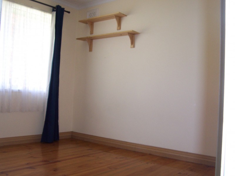 7 MAIN STREET, Gordon VIC 3345