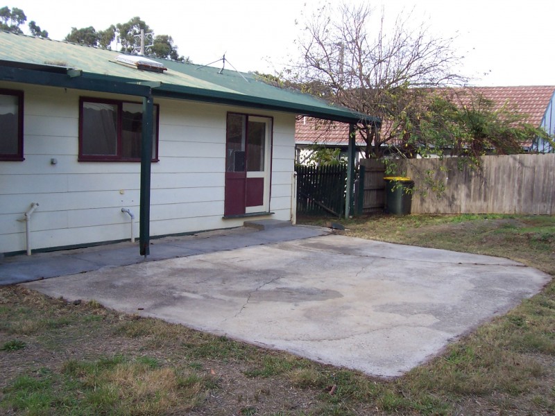 7 MAIN STREET, Gordon VIC 3345