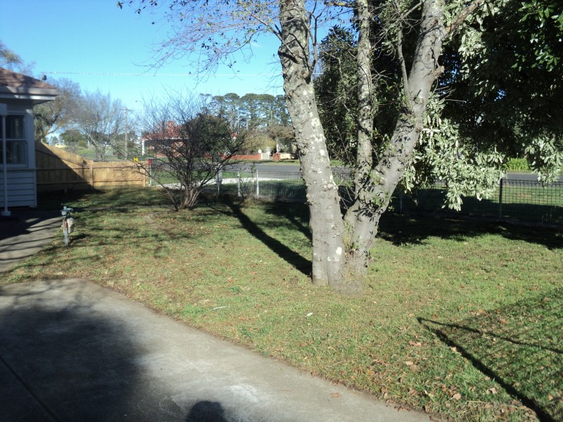 63B Edols Street, Ballan VIC 3342