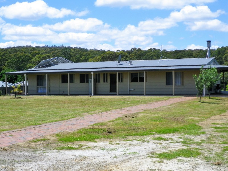 26 Herrods Lane, Blakeville VIC 3342