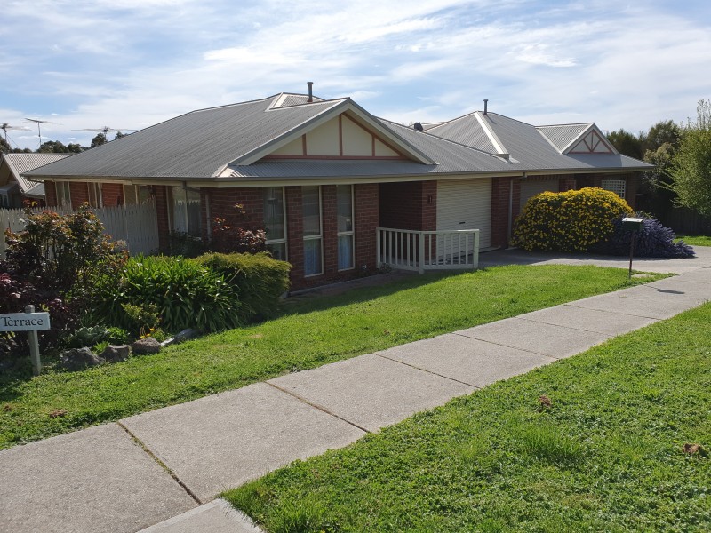 1/38 Roch Court, Ballan VIC 3342