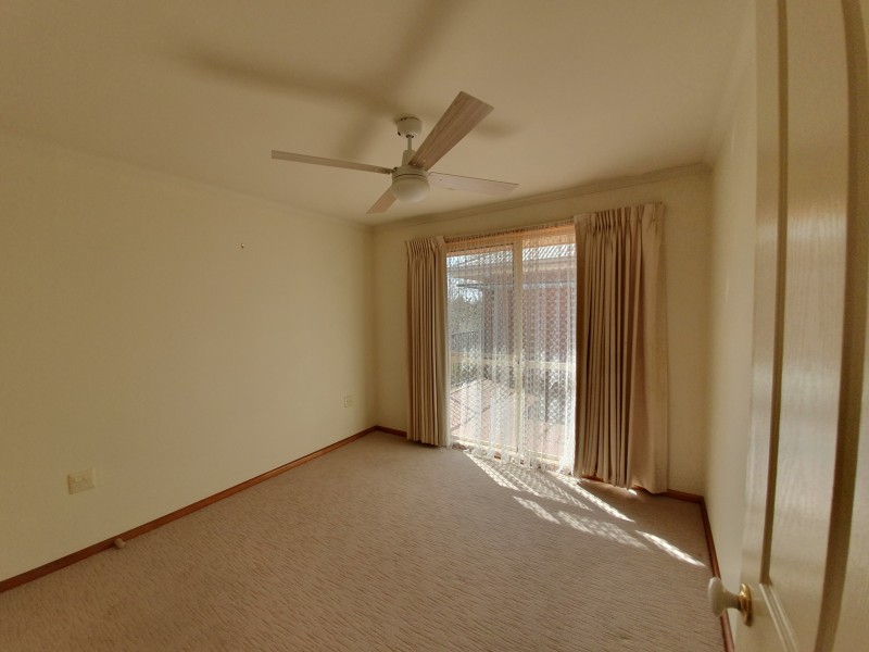 1/38 Roch Court, Ballan VIC 3342