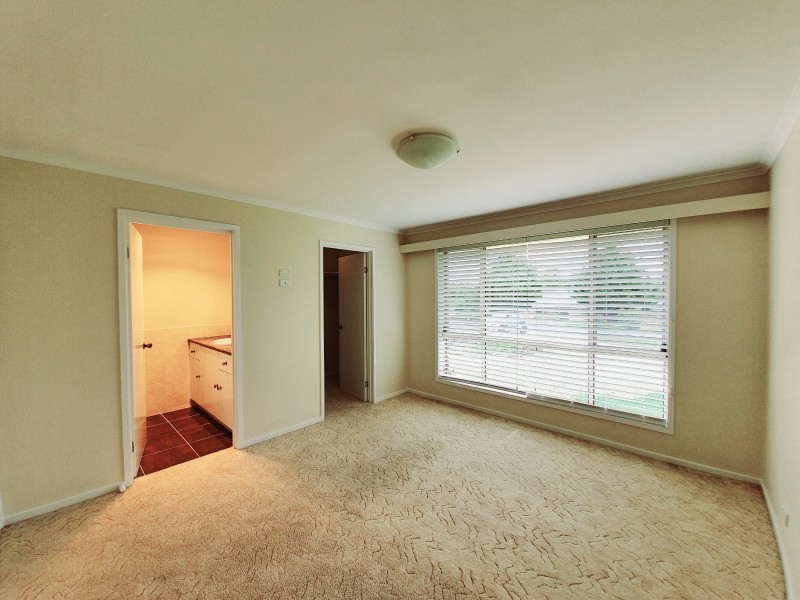 15 Old Geelong Road, Ballan VIC 3342