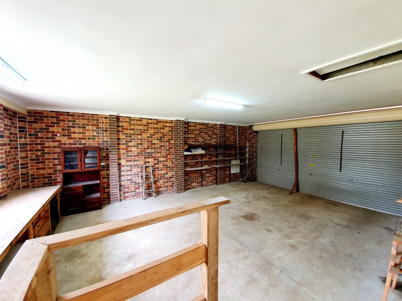 15 Old Geelong Road, Ballan VIC 3342