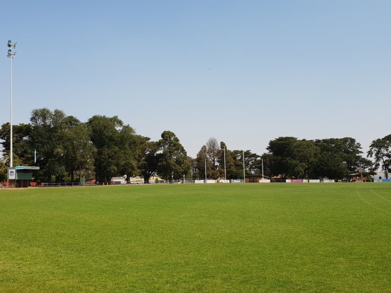 2 McKay Street, Learmonth VIC 3352