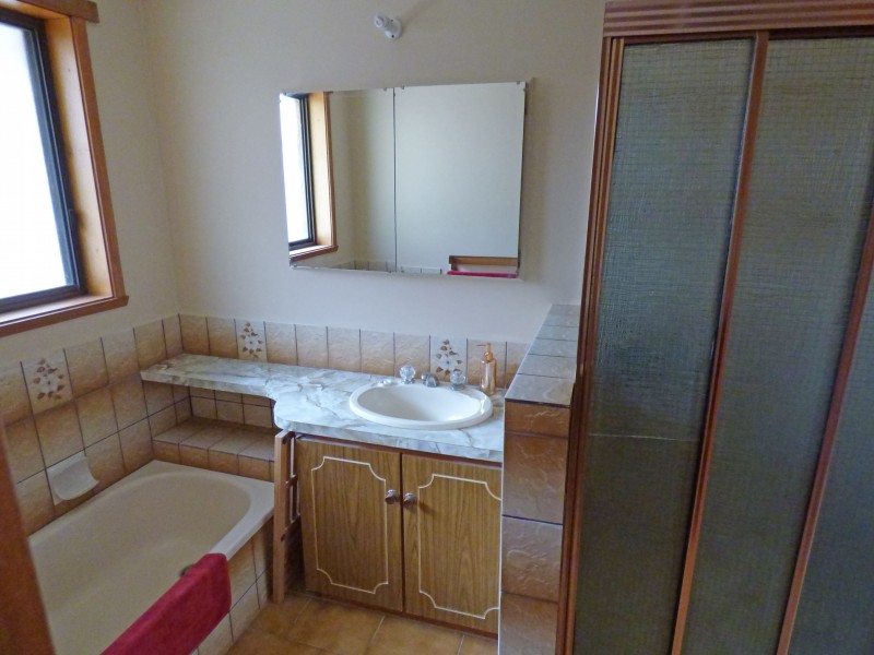 14 Whitfields Lane, Beaufort VIC 3373