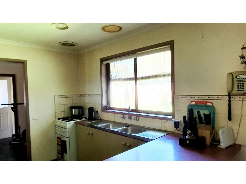 23 Steiglitz Street, Ballan VIC 3342