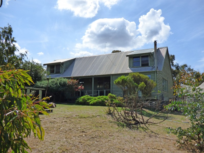 182 Dalgleishs Road, Beaufort VIC 3373