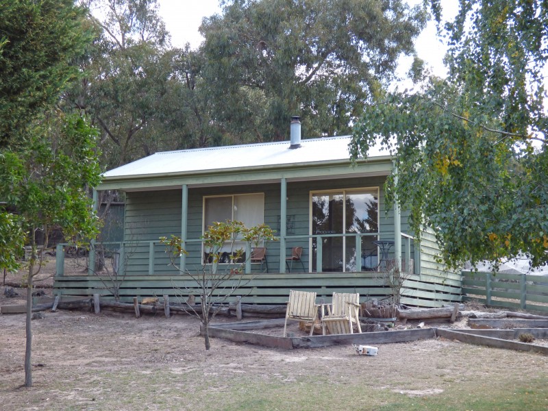 182 Dalgleishs Road, Beaufort VIC 3373