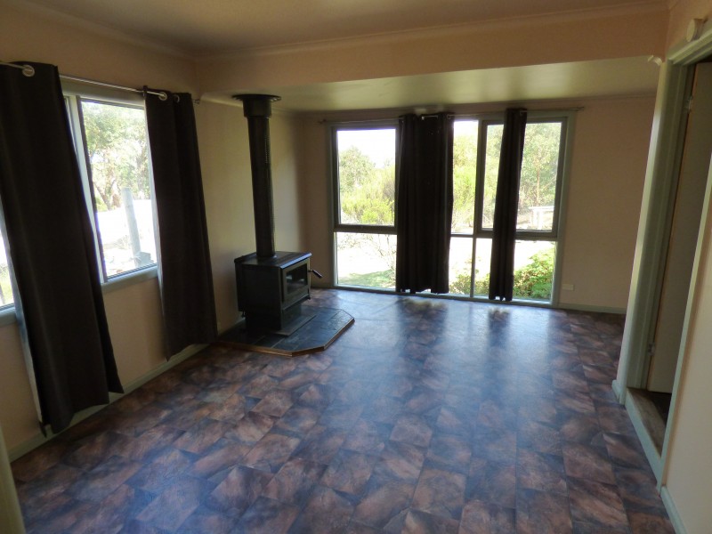 182 Dalgleishs Road, Beaufort VIC 3373