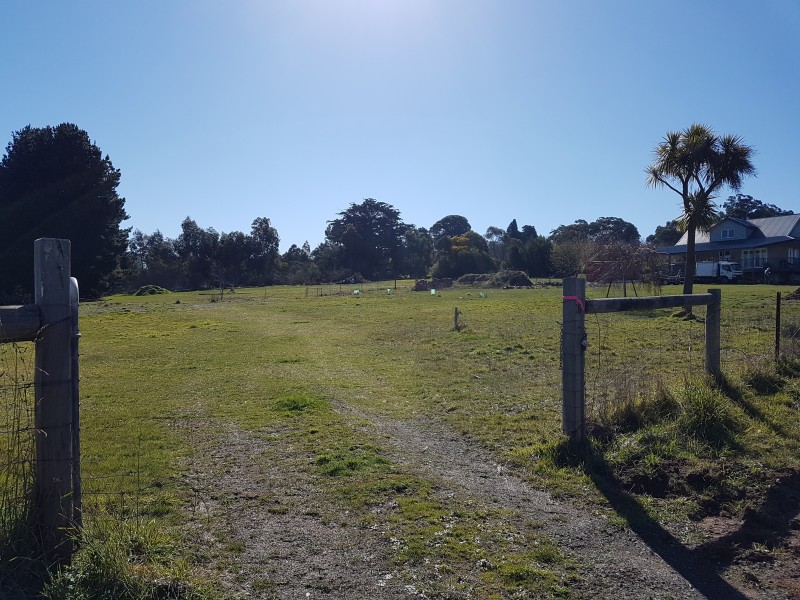 17 Lyndhurst Street, Gordon VIC 3345