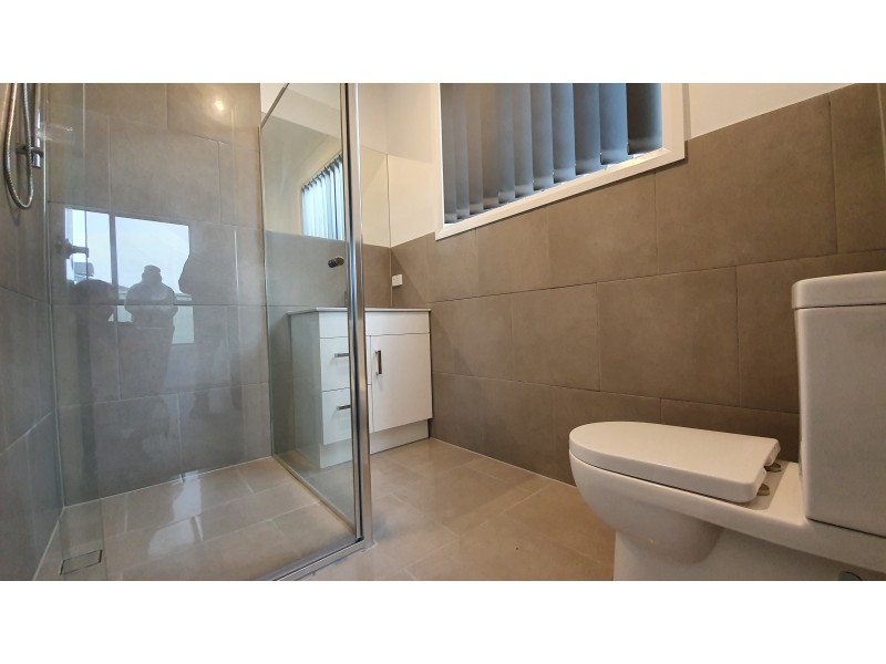 4/403 Old Melbourne Road, Ballan VIC 3342