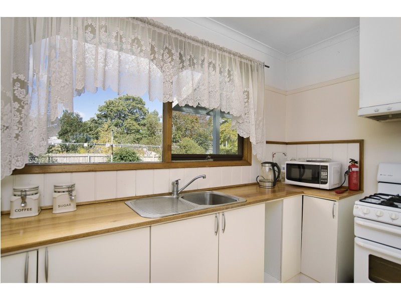 85 Inglis Street, Ballan VIC 3342