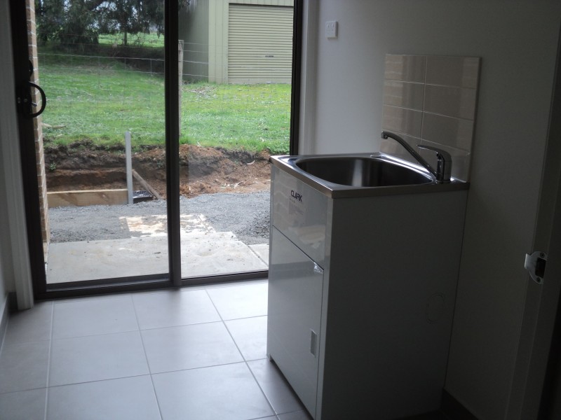 24 Urquhart Street, Gordon VIC 3345