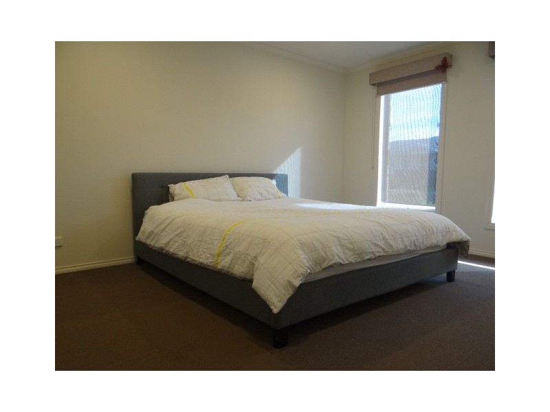 63 Wingara Drive, Rosebud West VIC 3940