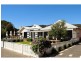 2/4 The Avenue, Mccrae VIC 3938