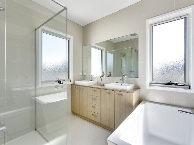 2/17 Mirriam Avenue, Rosebud West VIC 3940