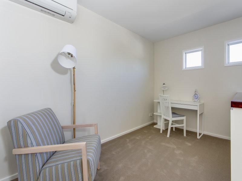 2/17 Mirriam Avenue, Rosebud West VIC 3940