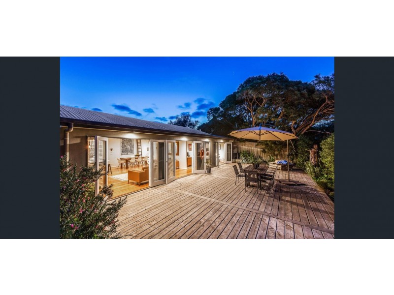 30 Fern Grove, Rye VIC 3941