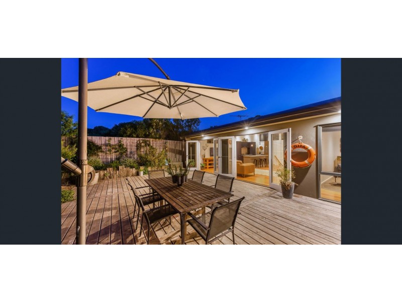 30 Fern Grove, Rye VIC 3941