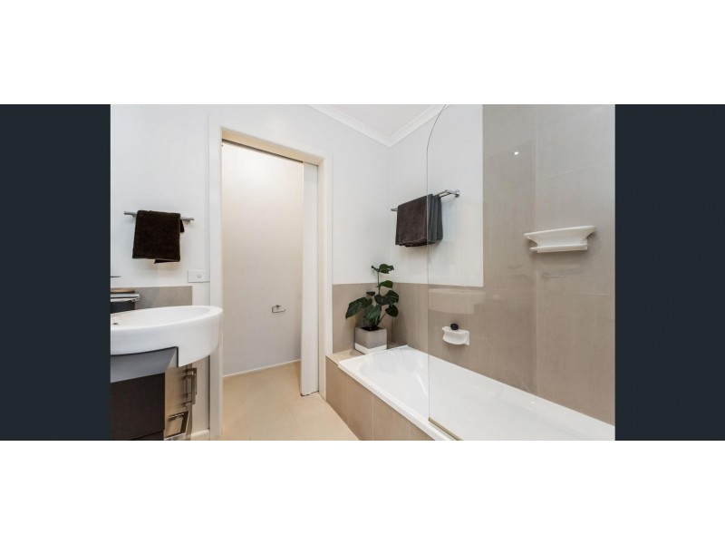 30 Fern Grove, Rye VIC 3941