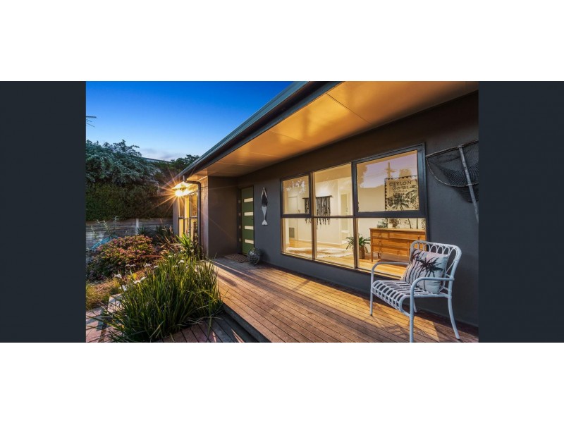 30 Fern Grove, Rye VIC 3941