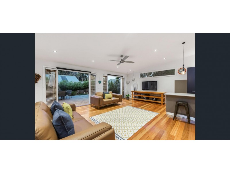 30 Fern Grove, Rye VIC 3941