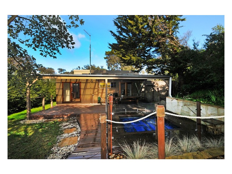 4 Godwin Street, Blairgowrie VIC 3942