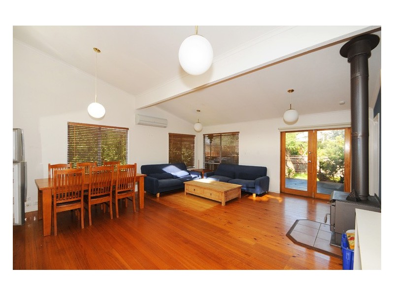 4 Godwin Street, Blairgowrie VIC 3942