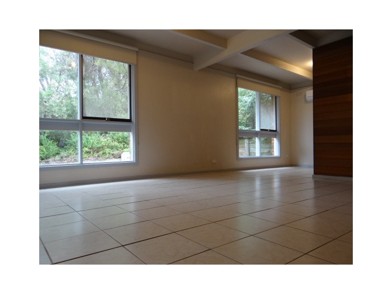 25 Neville Drive, Rye VIC 3941