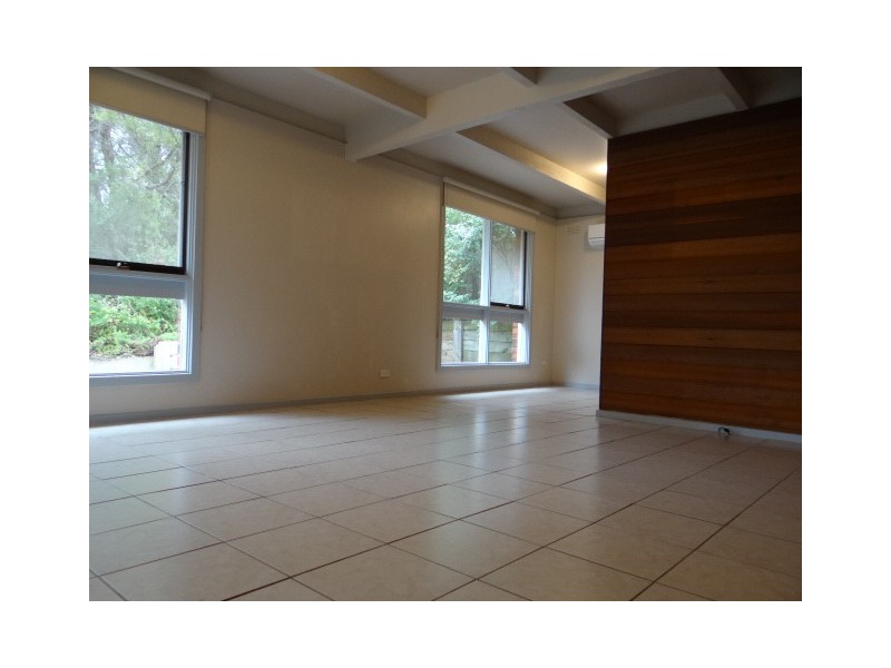 25 Neville Drive, Rye VIC 3941